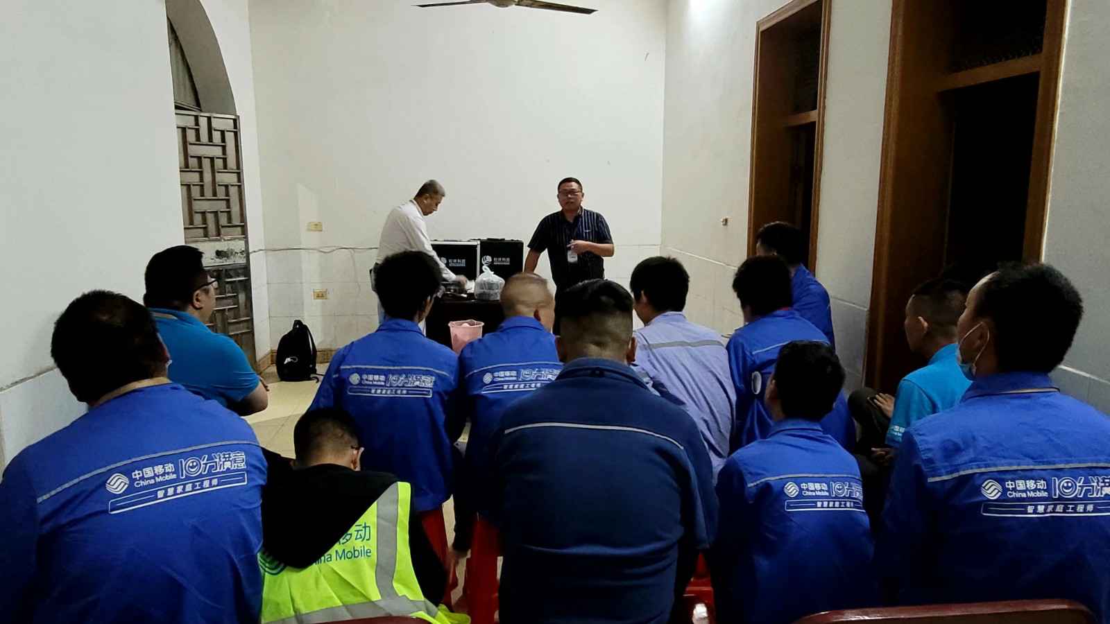 苏州浩辰工程施工管理有限公司为中移铁通有限公司安全用电培训
